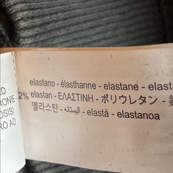 NWOT. Zara Black Sweatshirt/Hoodie with "Girls" Print. Size S. - Picture 7 of 10